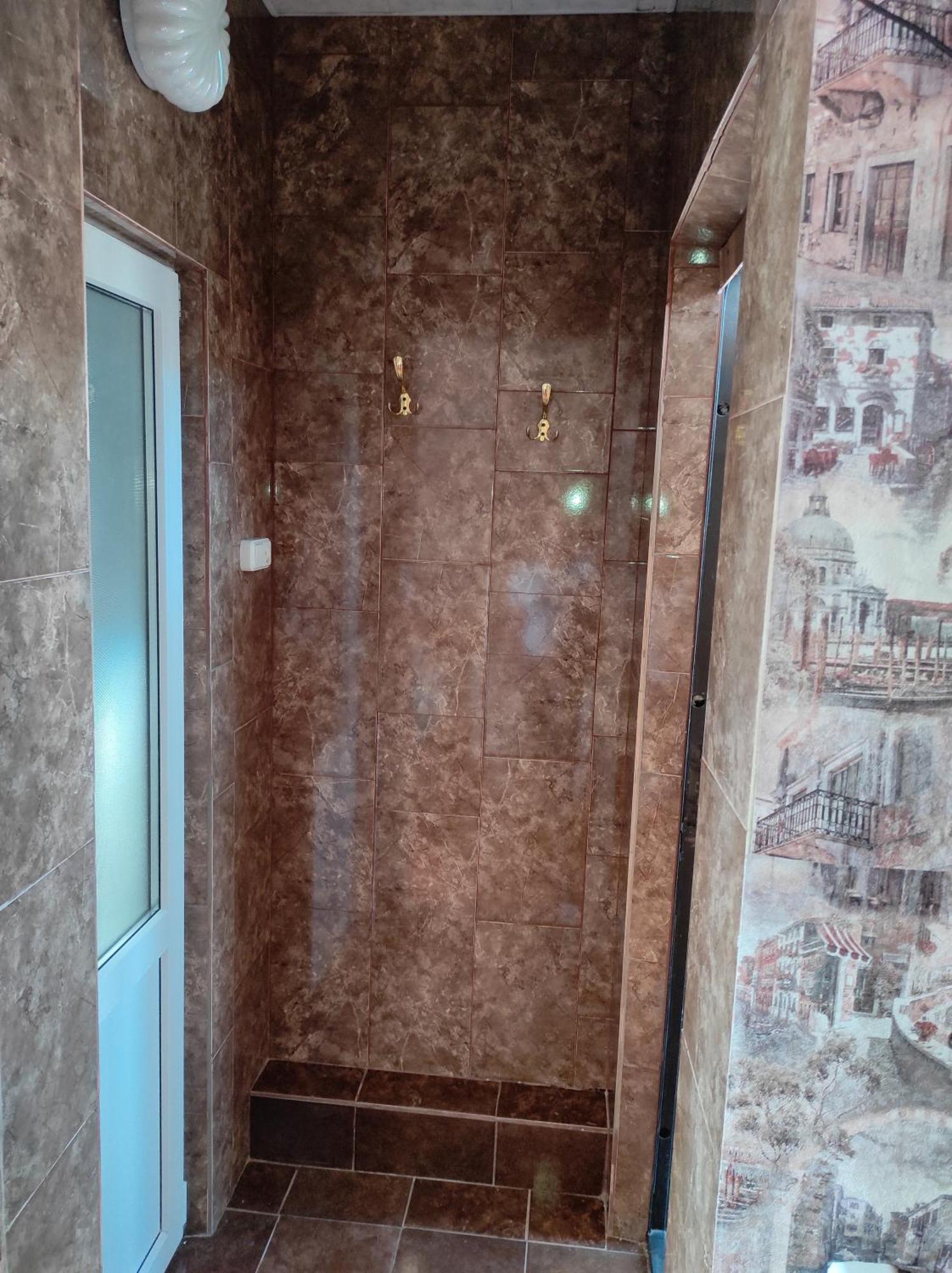 Hotel Гостевой Дом Ирина Sochumi Exterior foto